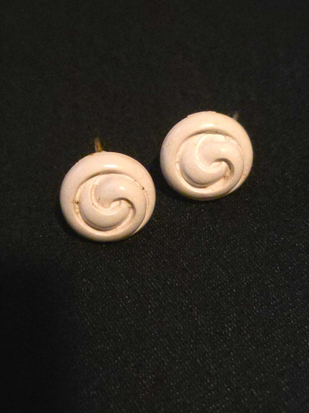 Vintage White Swirl Screw Back Earrings